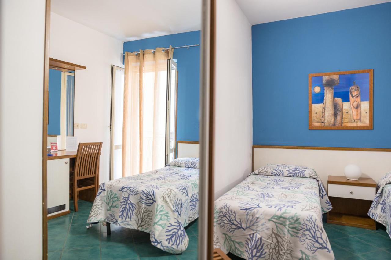 Hotel Clelia Isola di Ustica Eksteriør bilde