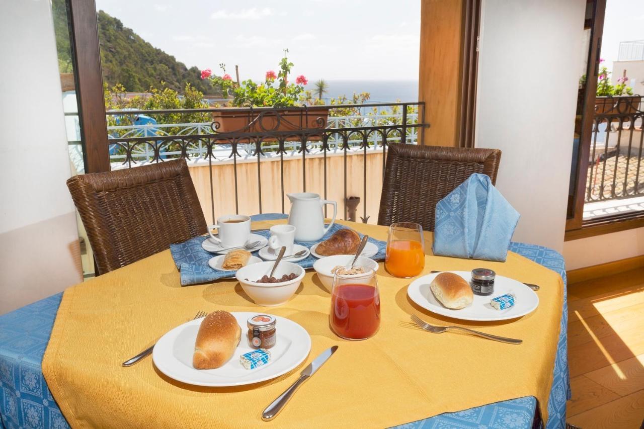 Hotel Clelia Isola di Ustica Eksteriør bilde