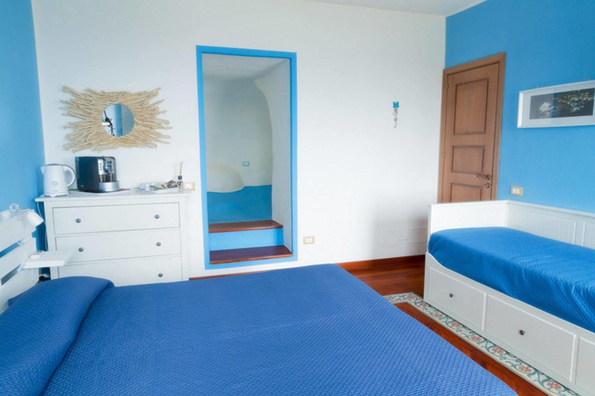 Hotel Clelia Isola di Ustica Eksteriør bilde