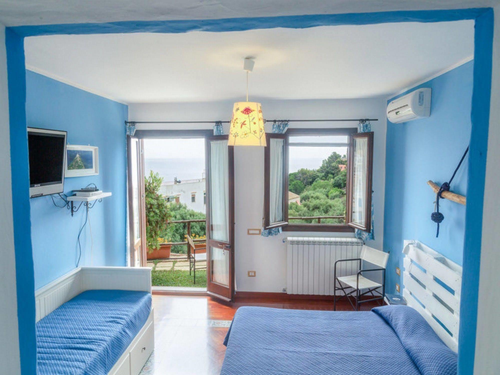 Hotel Clelia Isola di Ustica Eksteriør bilde