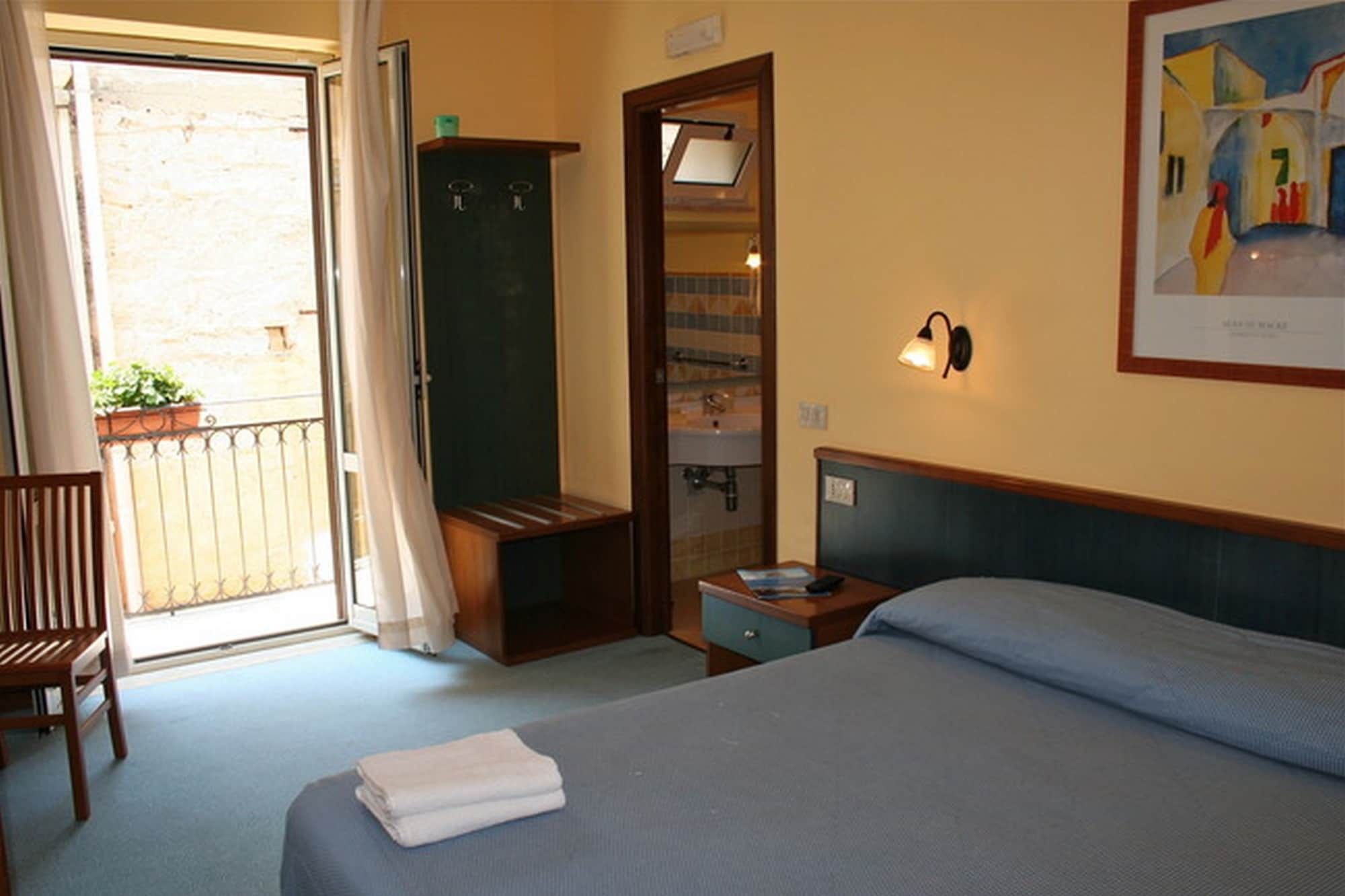 Hotel Clelia Isola di Ustica Eksteriør bilde